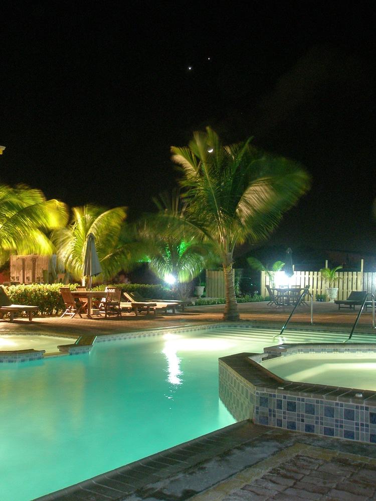 Del Rey Apartments Aruba المظهر الخارجي الصورة